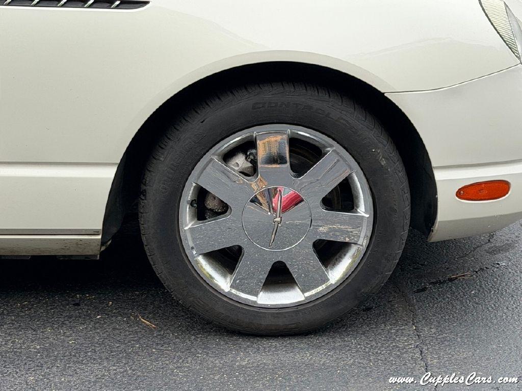 Ford Thunderbird  2002