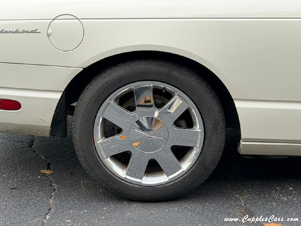 Ford Thunderbird  2002