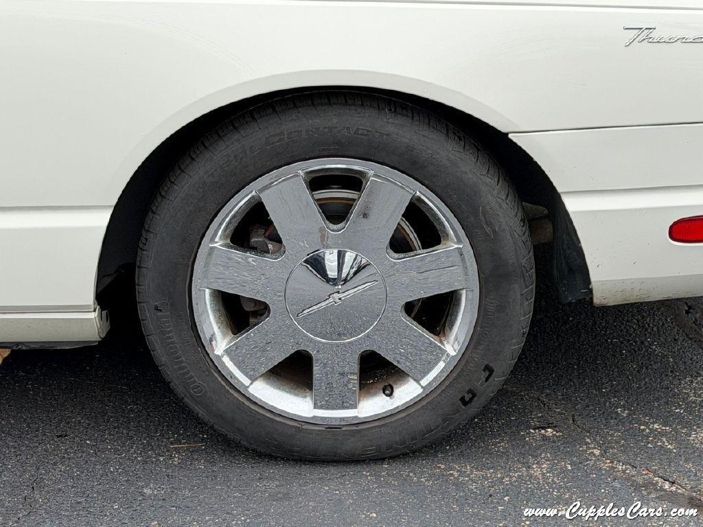 Ford Thunderbird  2002