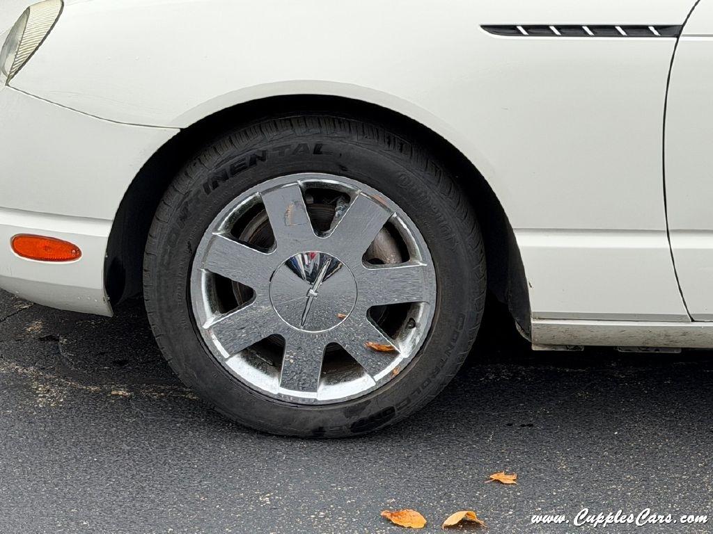 Ford Thunderbird  2002