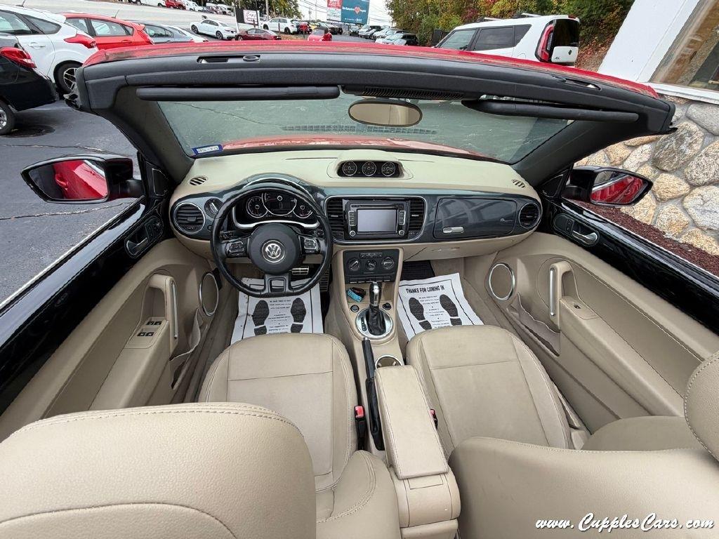 Volkswagen Beetle  2013