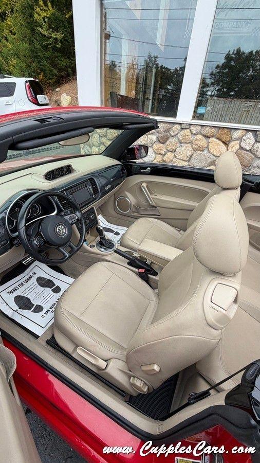 Volkswagen Beetle  2013