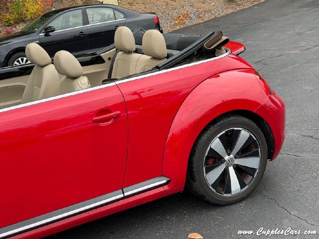 Volkswagen Beetle  2013