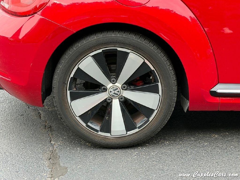 Volkswagen Beetle  2013