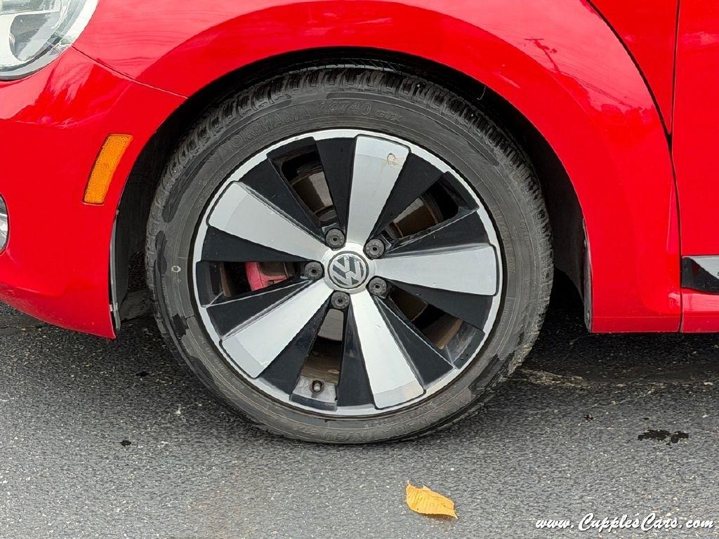 Volkswagen Beetle  2013