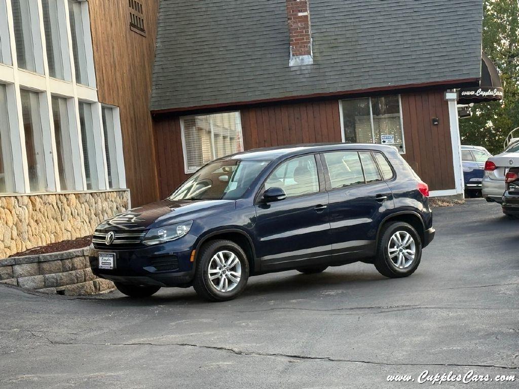 Volkswagen Tiguan  2012