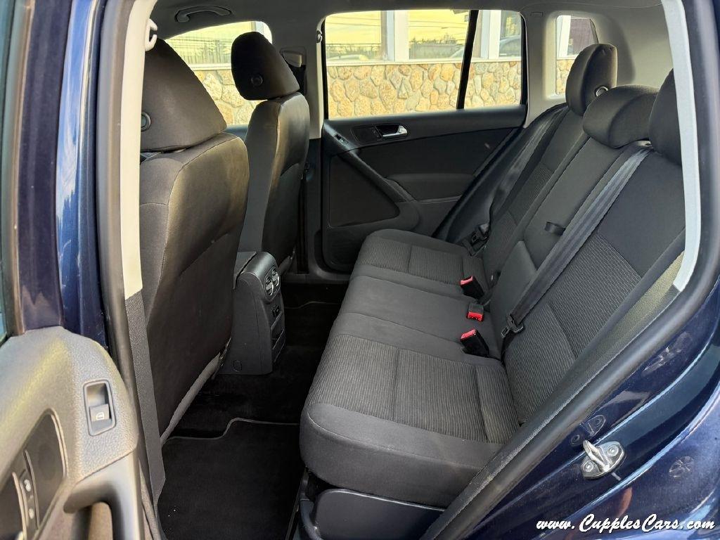 Volkswagen Tiguan  2012