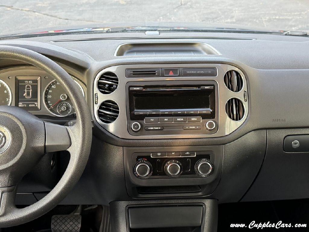 Volkswagen Tiguan  2012