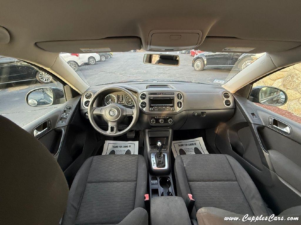 Volkswagen Tiguan  2012