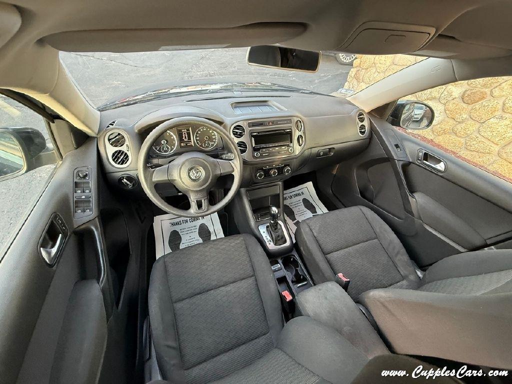 Volkswagen Tiguan  2012
