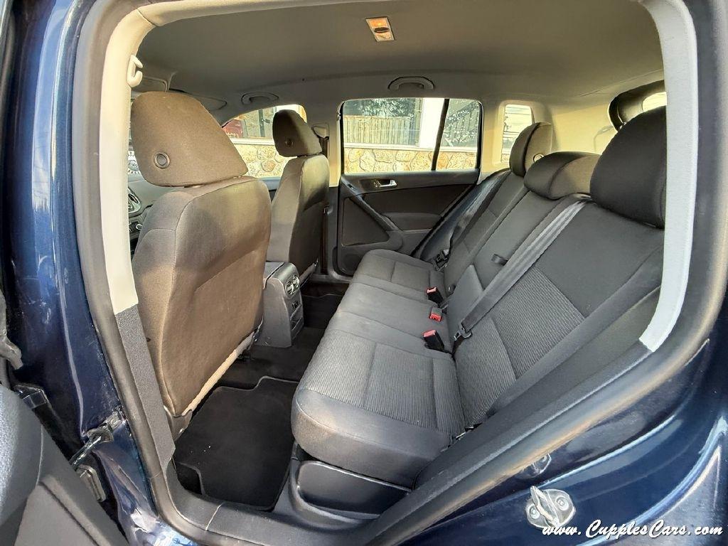 Volkswagen Tiguan  2012