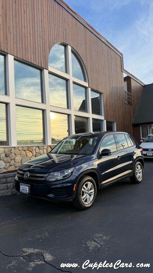 Volkswagen Tiguan  2012