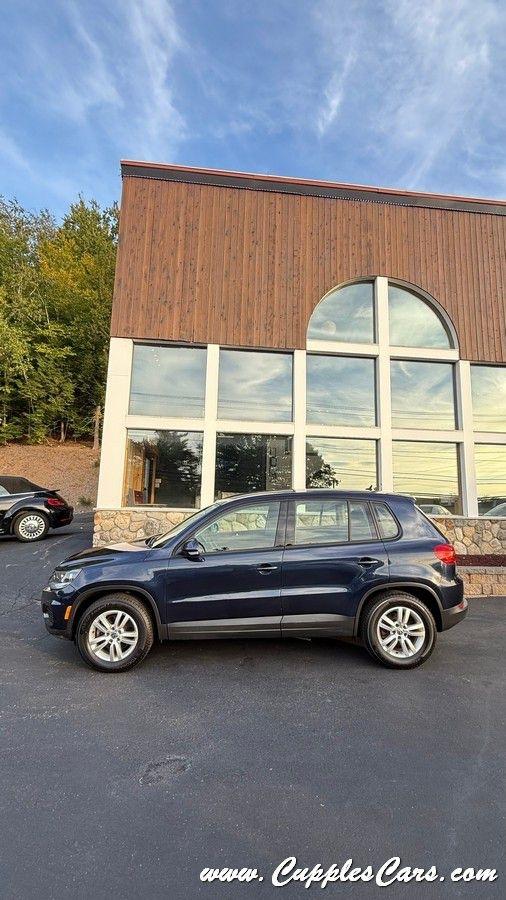 Volkswagen Tiguan  2012