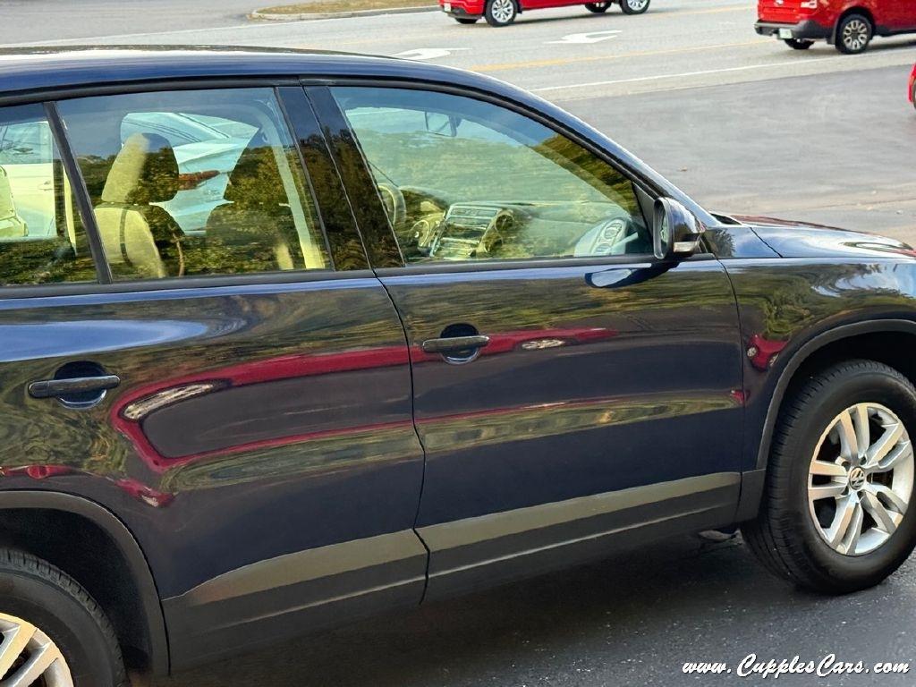 Volkswagen Tiguan  2012