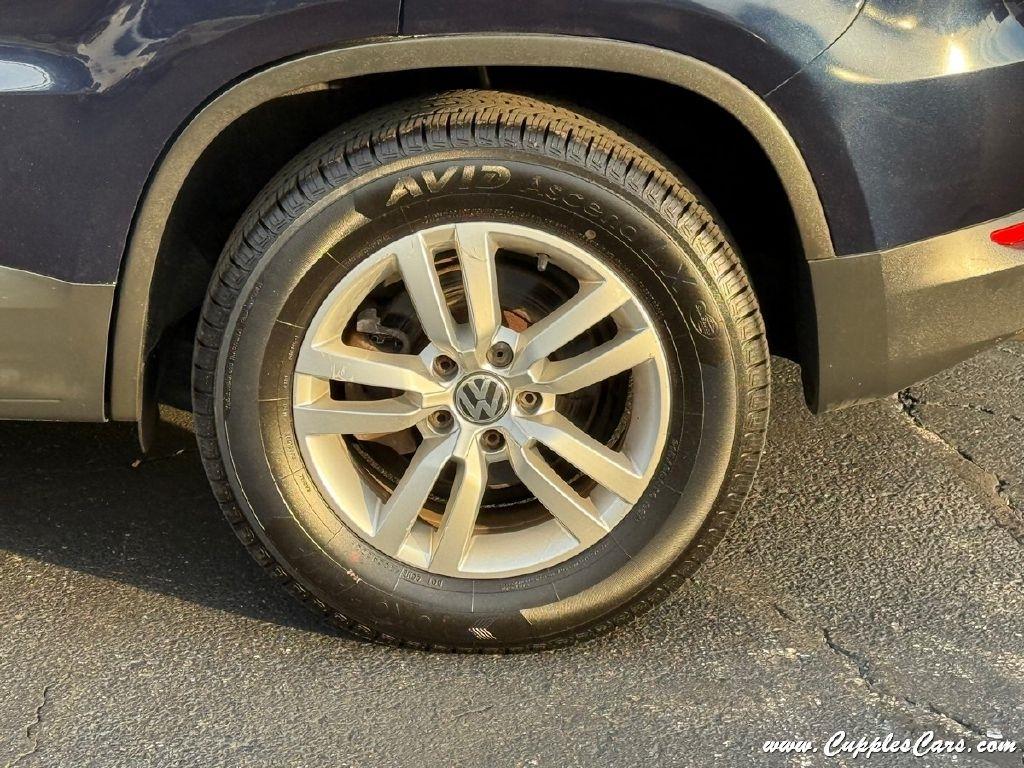 Volkswagen Tiguan  2012