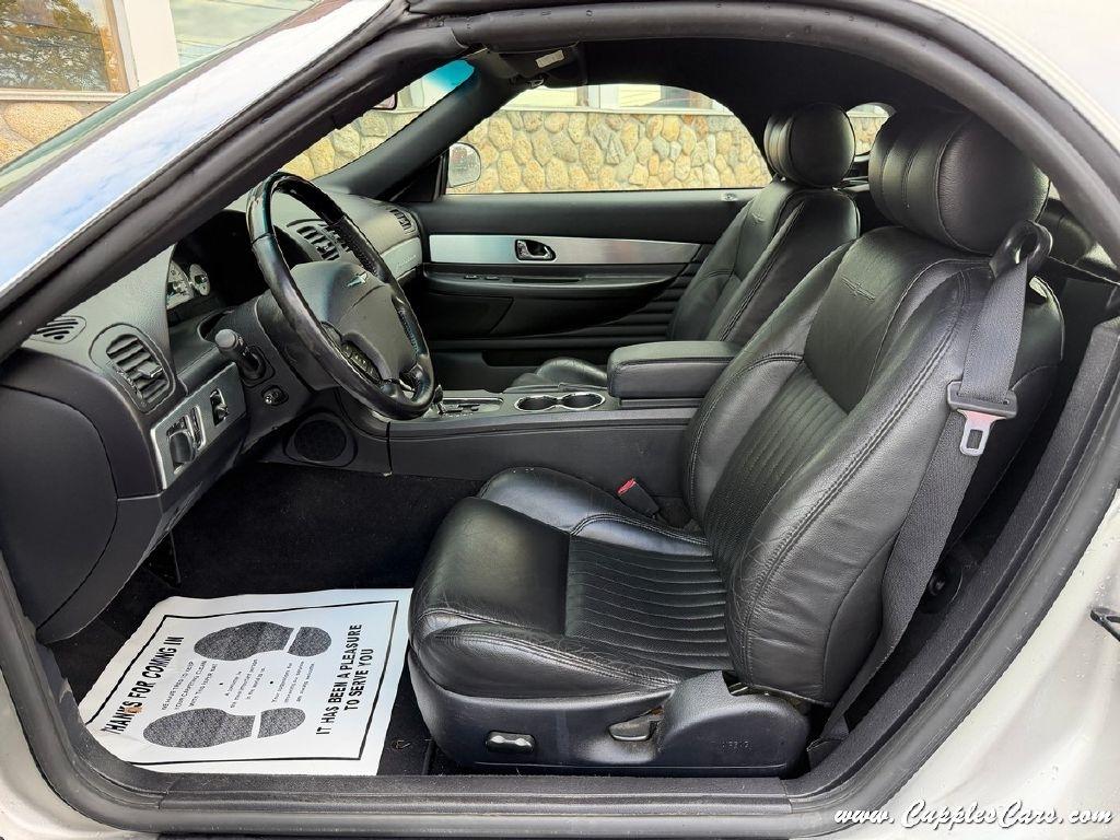 Ford Thunderbird  2004