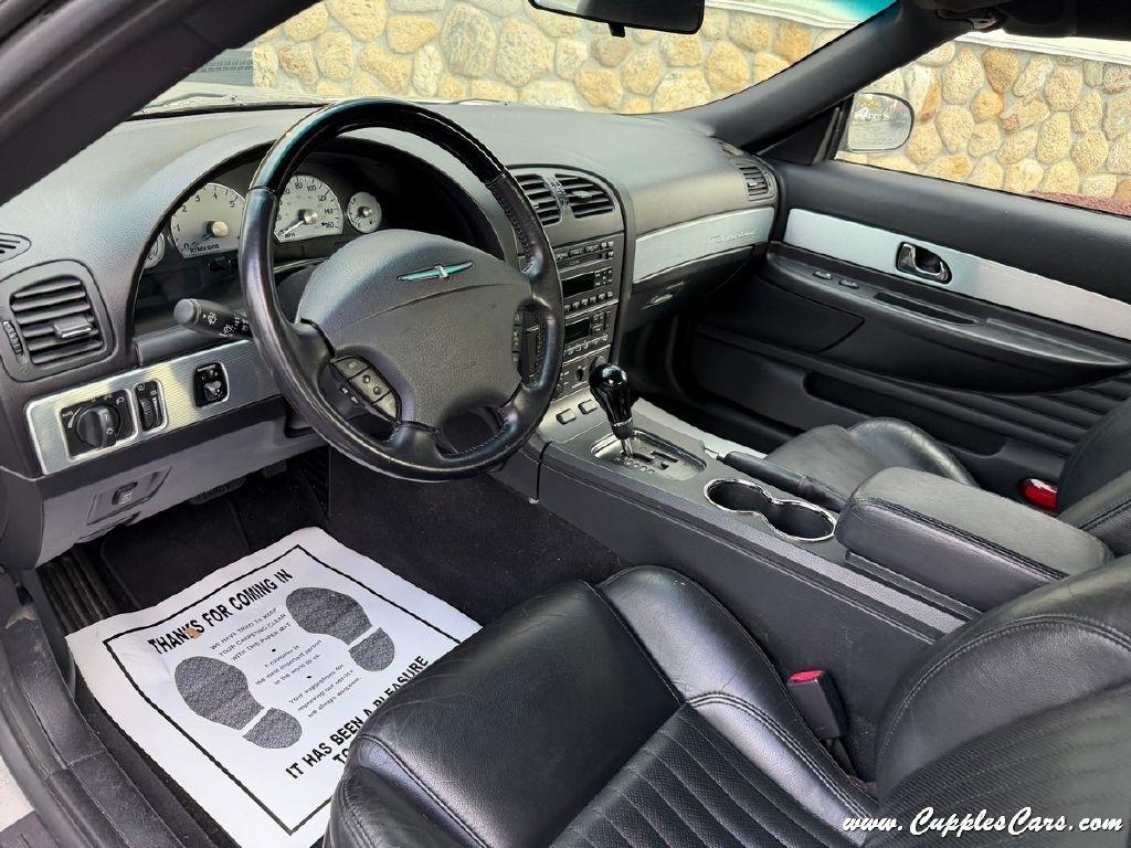 Ford Thunderbird  2004