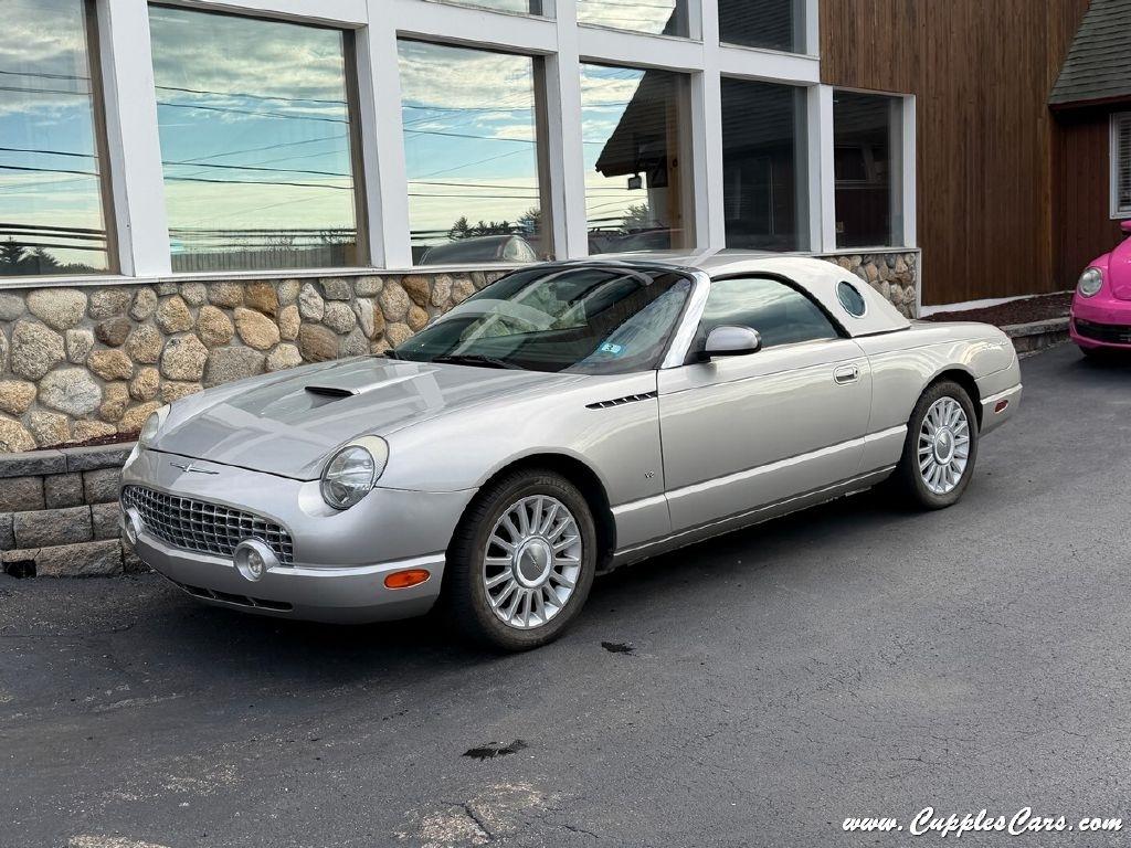 2004 Ford Thunderbird 