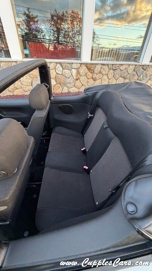 Volkswagen Cabrio  2001