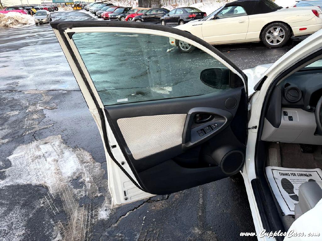 Toyota RAV4 EV  2014