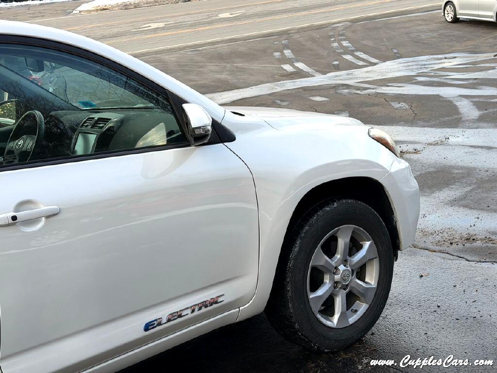 Toyota RAV4 EV  2014