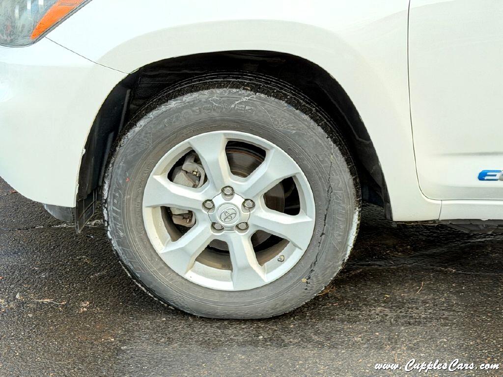 Toyota RAV4 EV  2014