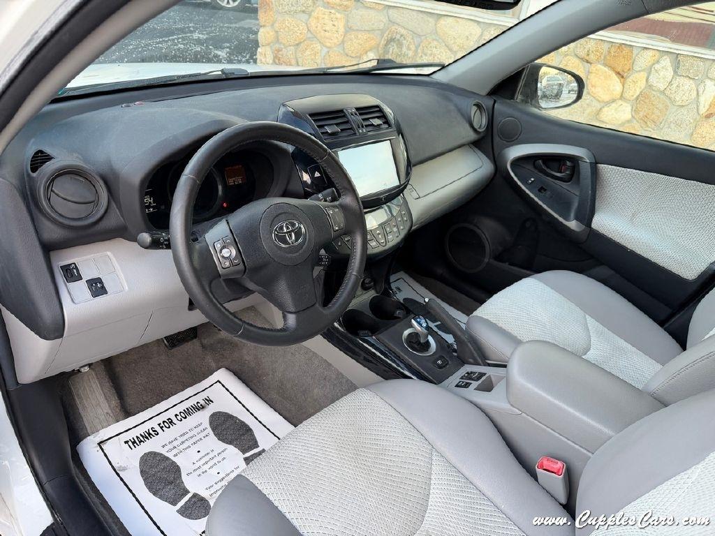 Toyota RAV4 EV  2014