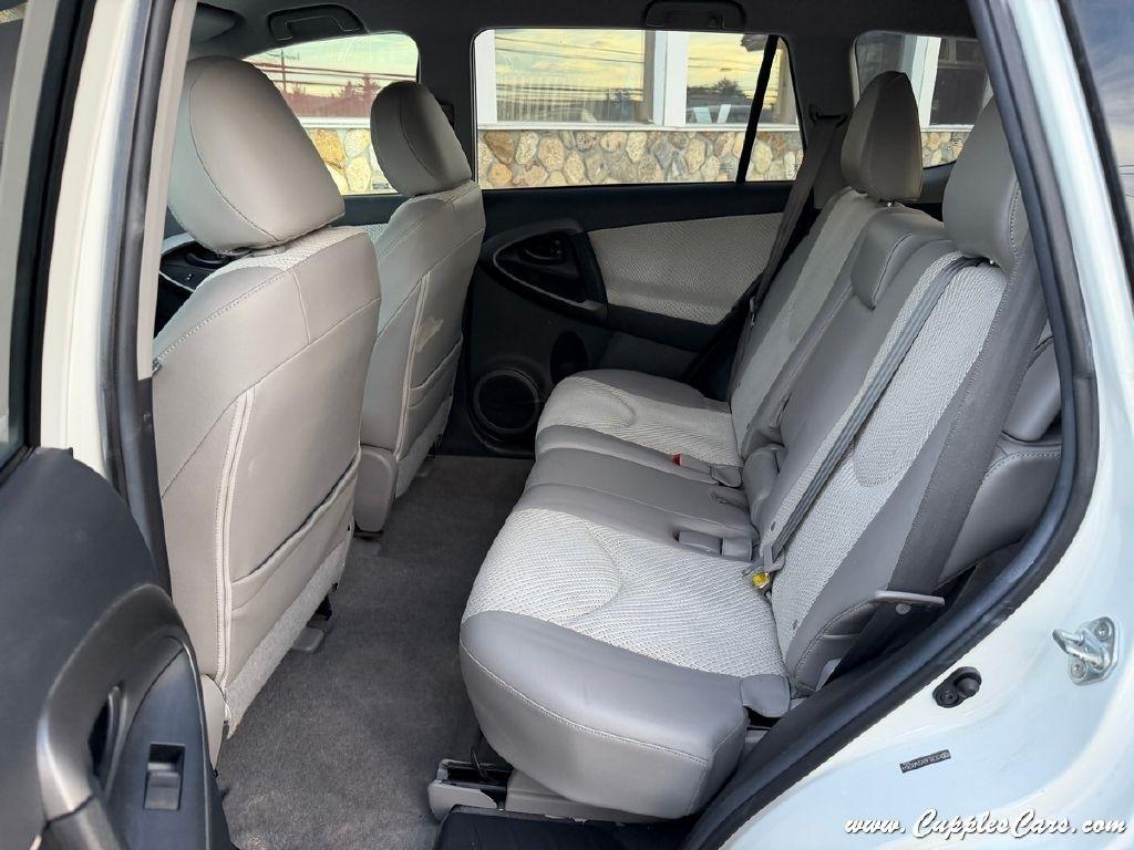 Toyota RAV4 EV  2014