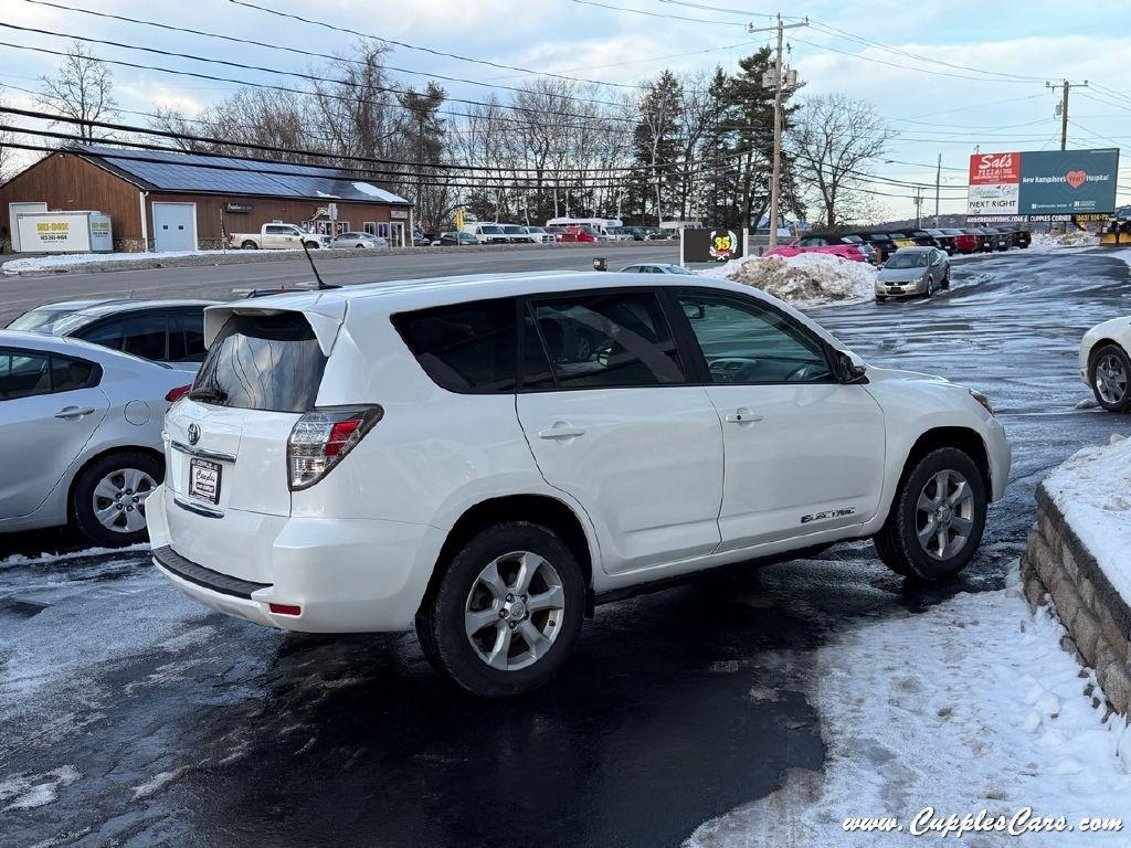 Toyota RAV4 EV  2014