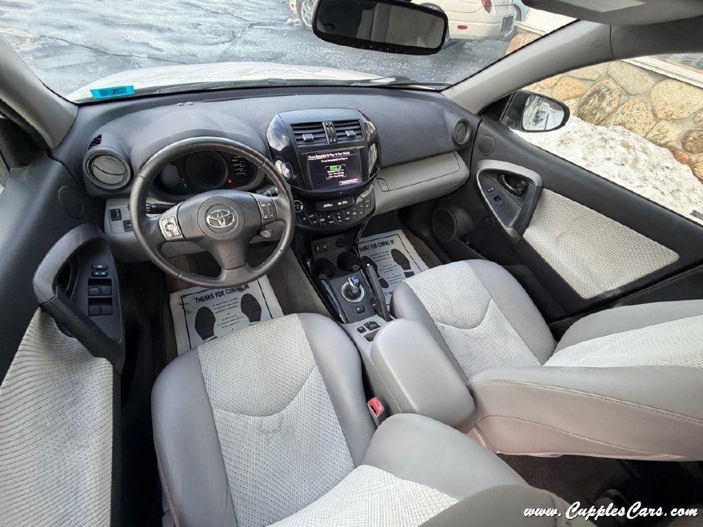 Toyota RAV4 EV  2014