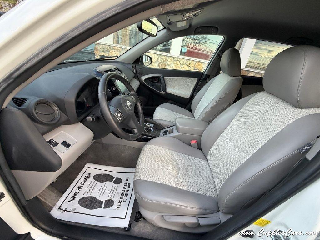 Toyota RAV4 EV  2014