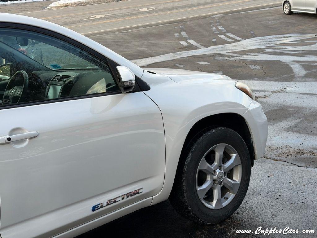Toyota RAV4 EV  2014