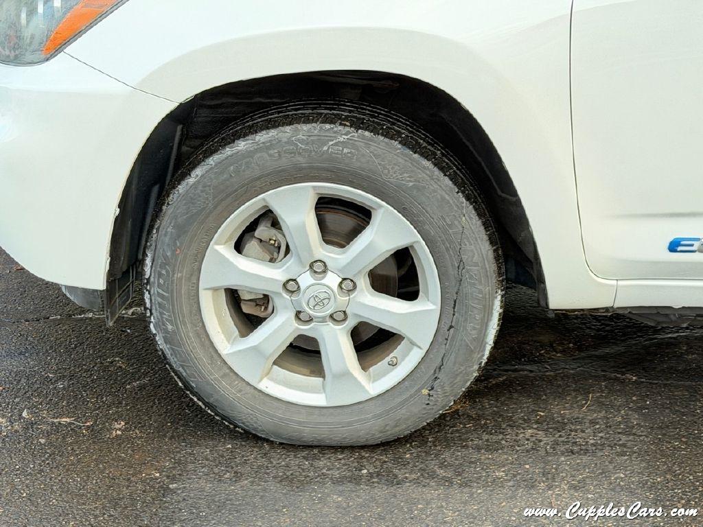 Toyota RAV4 EV  2014