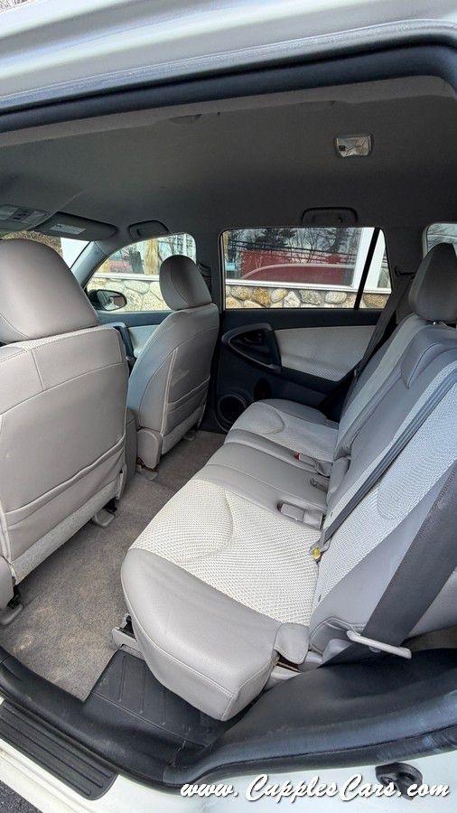 Toyota RAV4 EV FWD 4dr 2014