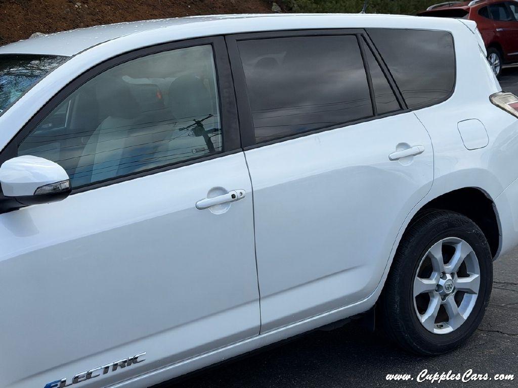 Toyota RAV4 EV FWD 4dr 2014