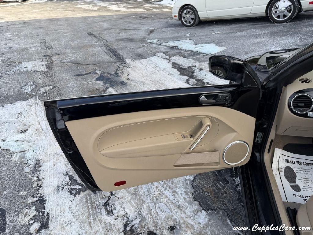 Volkswagen Beetle  2014