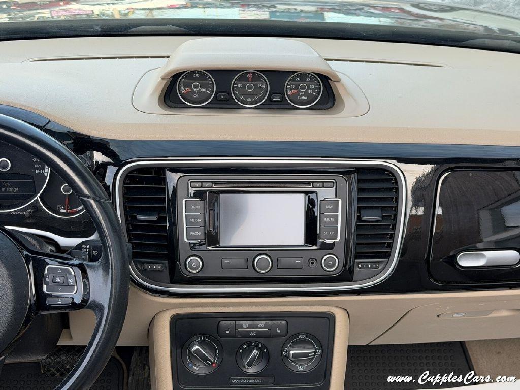 Volkswagen Beetle  2014