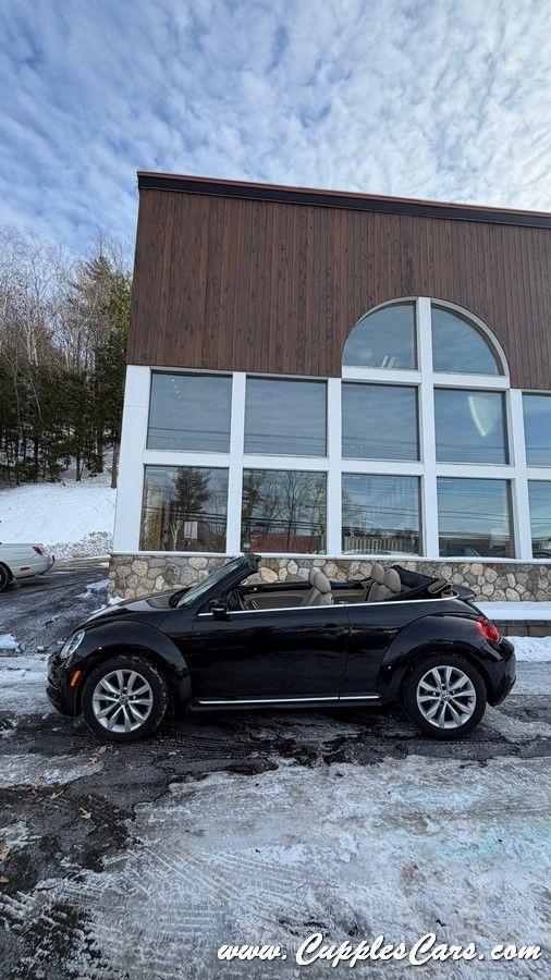 Volkswagen Beetle  2014