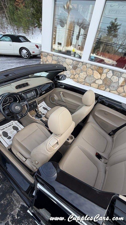 Volkswagen Beetle  2014