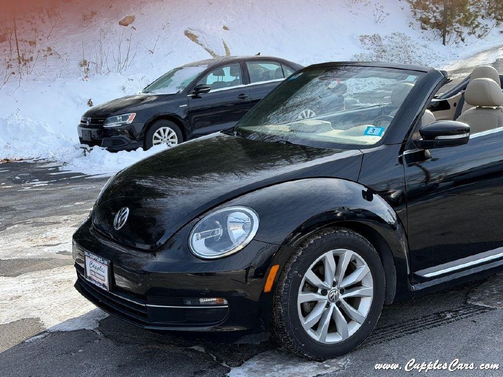 Volkswagen Beetle  2014