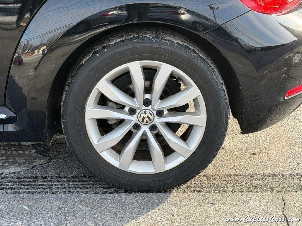 Volkswagen Beetle  2014