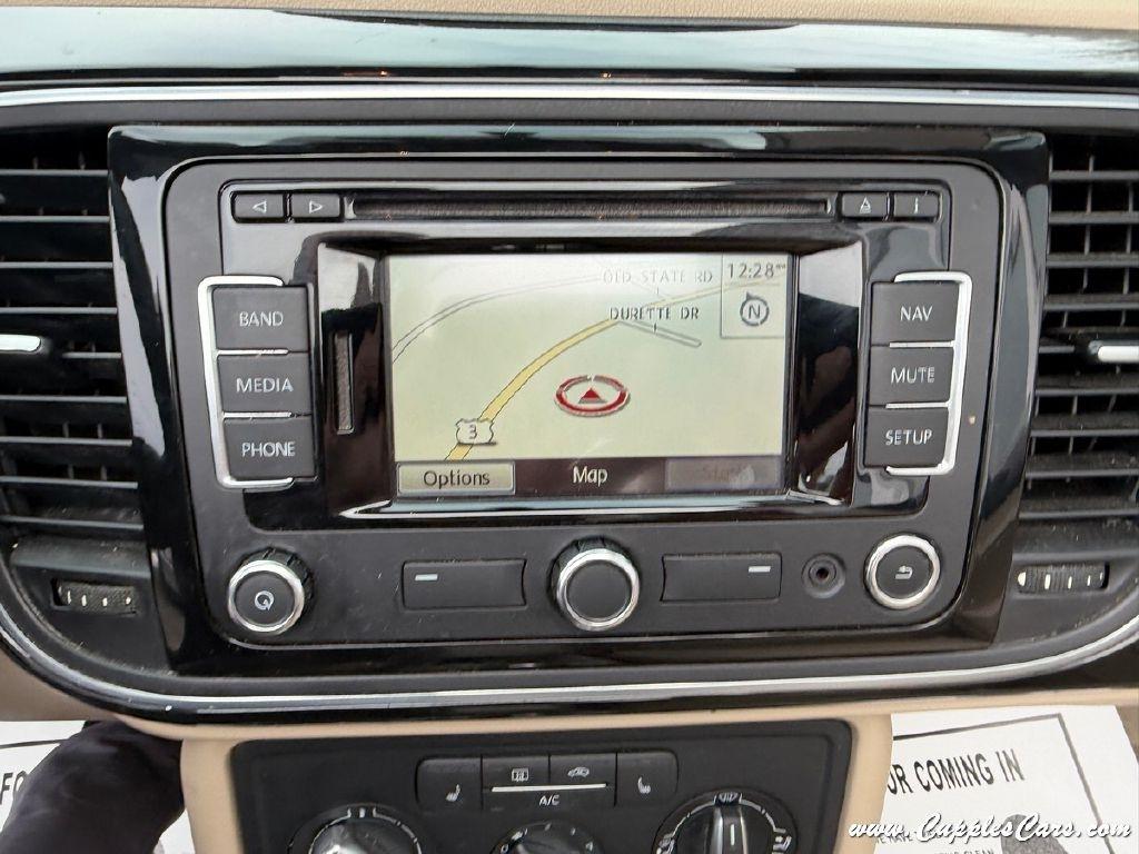 Volkswagen Beetle  2014