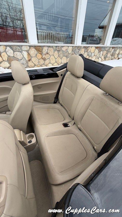 Volkswagen Beetle  2014