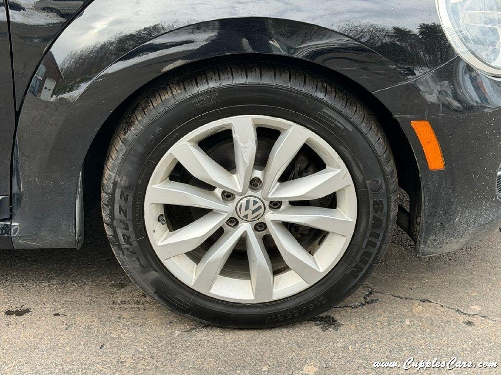 Volkswagen Beetle  2014