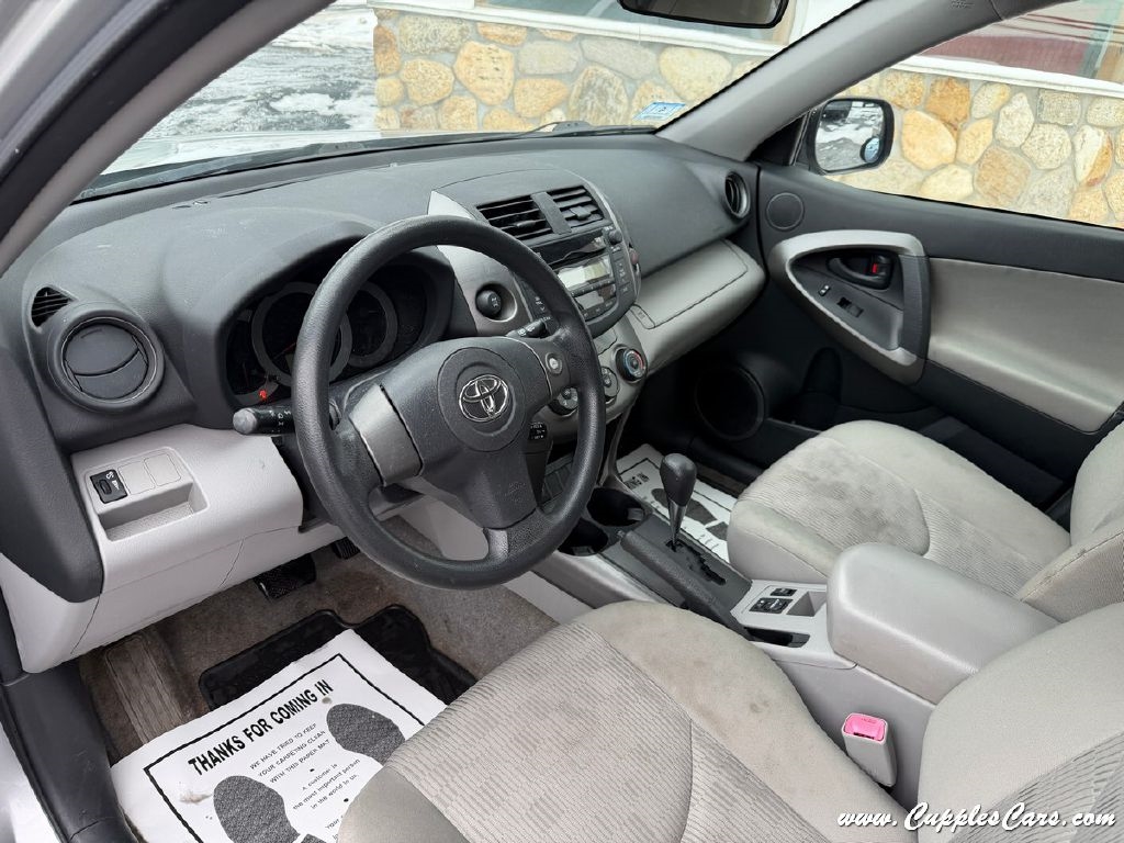 Toyota RAV4  2010
