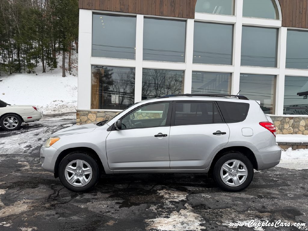 Toyota RAV4  2010