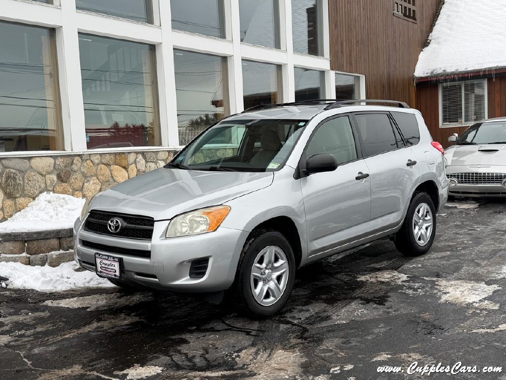 Toyota RAV4  2010