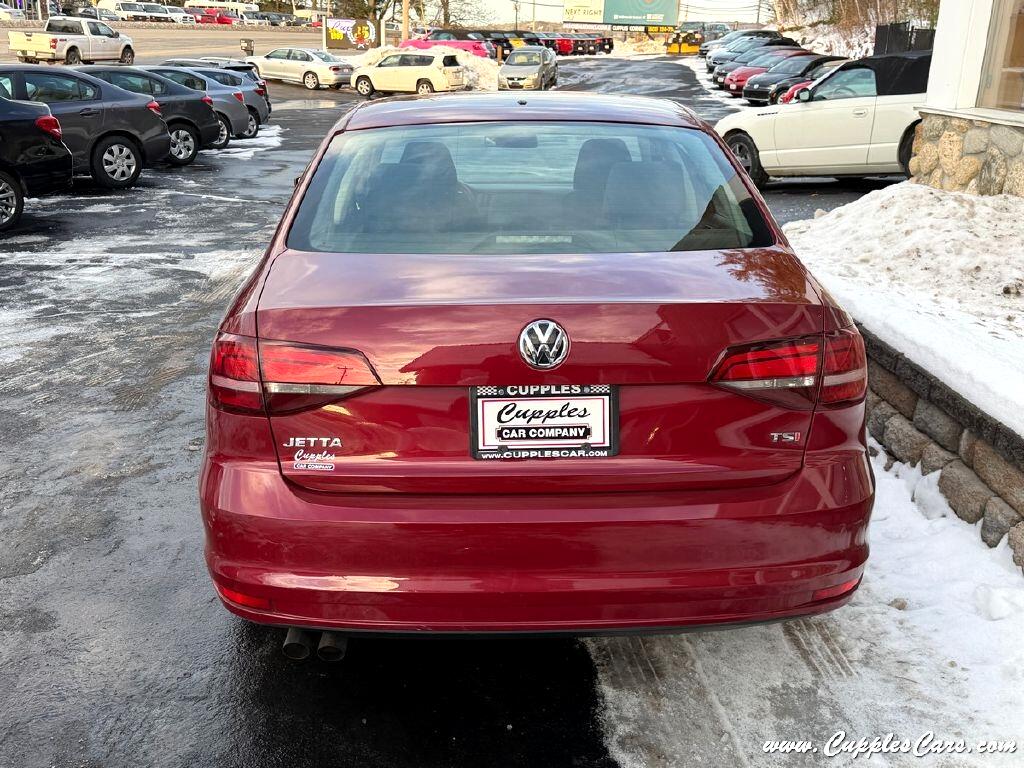 Volkswagen Jetta  2016