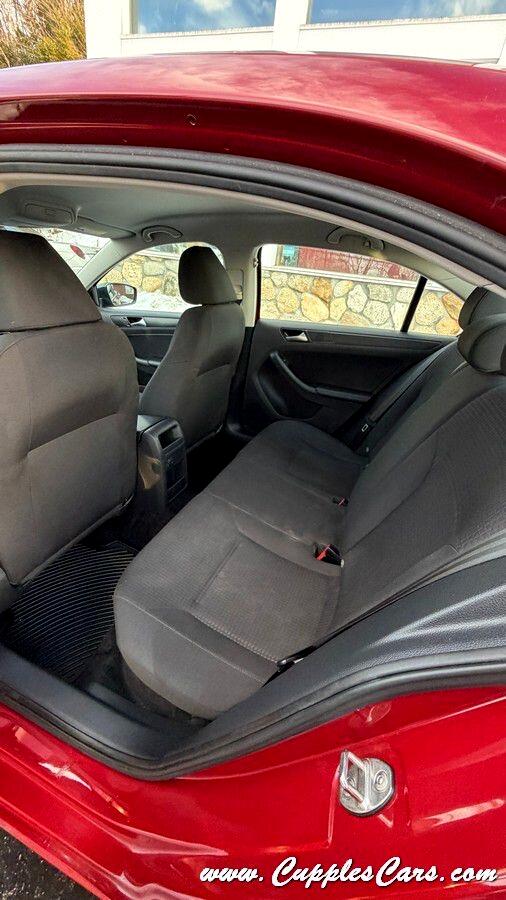 Volkswagen Jetta  2016