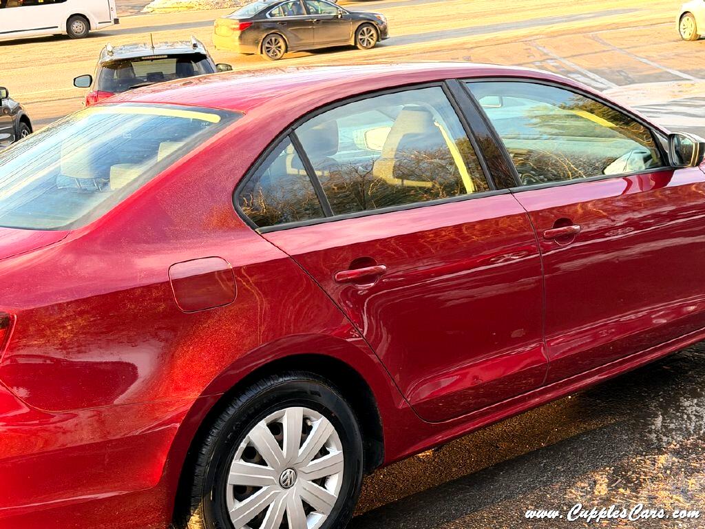 Volkswagen Jetta  2016